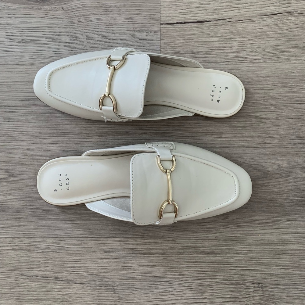 White Mules
